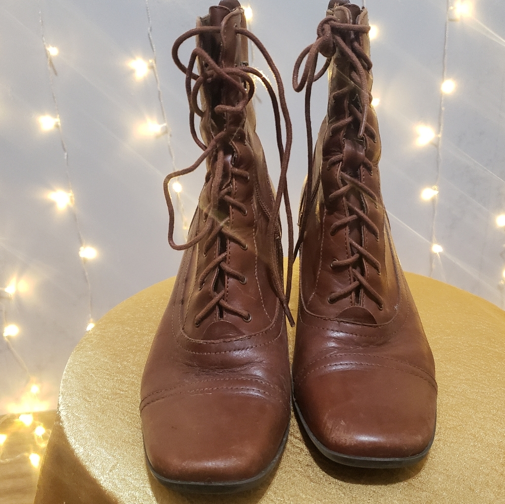 Etienne Aigner brown leather boots size 6.5